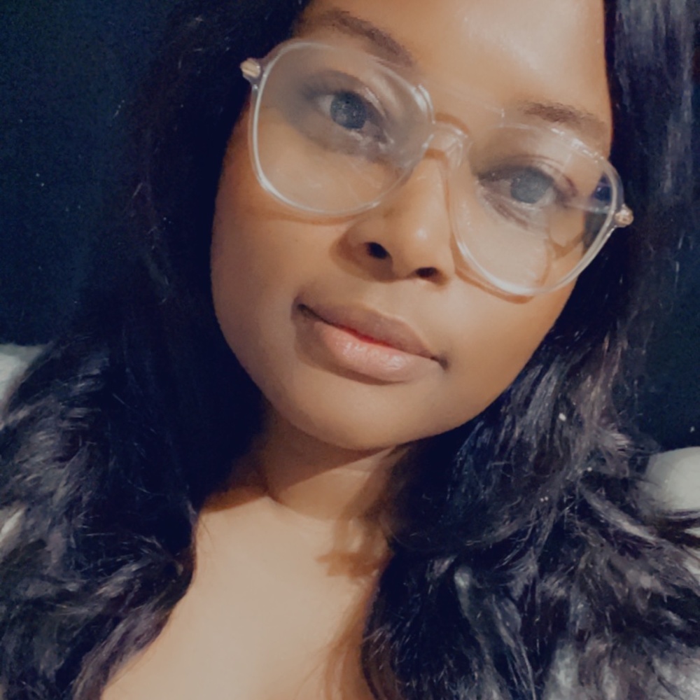 Meet your Posher, Jasmine